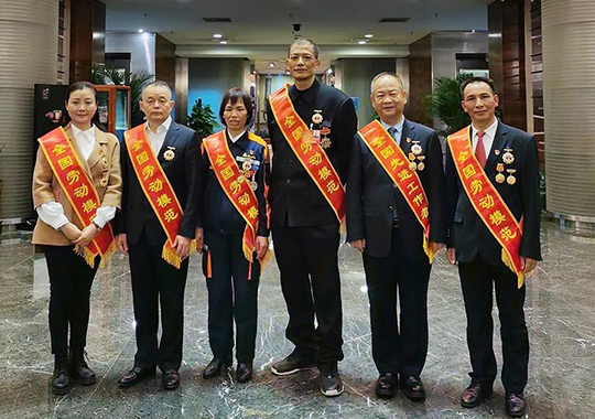 祝賀！這6位邵陽人在北京人民大會堂接受表彰！